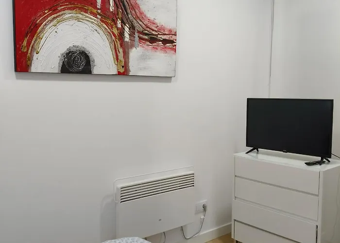 Aparthotel Turisticos Plaza Atochas # 4 A Coruna