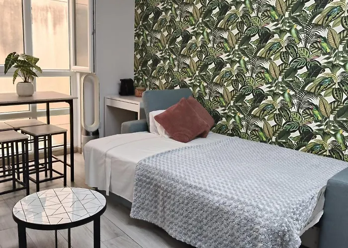 Turisticos Plaza Atochas # 4 Aparthotel A Coruna